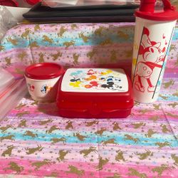 Tupperware Lunch Set