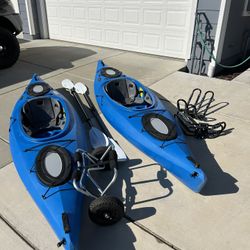 Kayak. Complete Family Set. Read Description Below. 