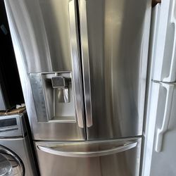 LG Refrigerator (delivery+install Available) Height 70 X Width 36