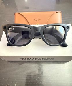 Ray-Ban Meta (Gen 2), Wayfarer Matte Black, (Polarized lenses)