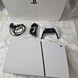 PS5 Slim 