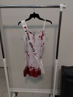 women's scary bloody prom queen dress size S/M