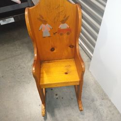 Real Wood rocking Chair 