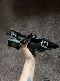 Size 5 SHEIN buckle sandals