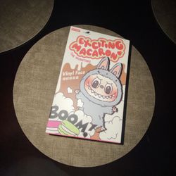 Exciting Macaron (Labubu Doll)
