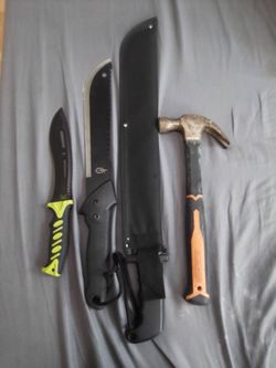 Machete(s)/Hammer