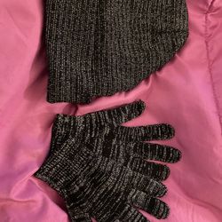 New Matching Beanie And Mittens Set ! 