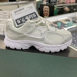 Nike Sz7