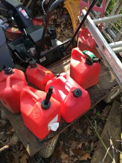 Gasoline can 4 of 2 gallon 1 of 2.5 1 of one