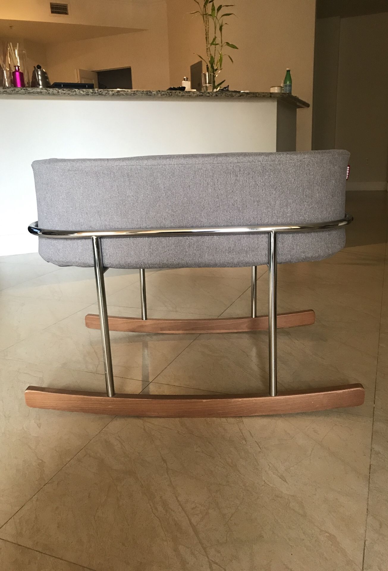 Monte Grey Rockwell Bassinet