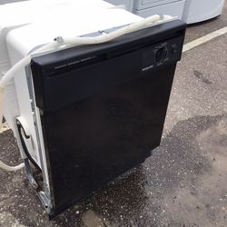 HotPoint  Used Dishwasher For  Sale 