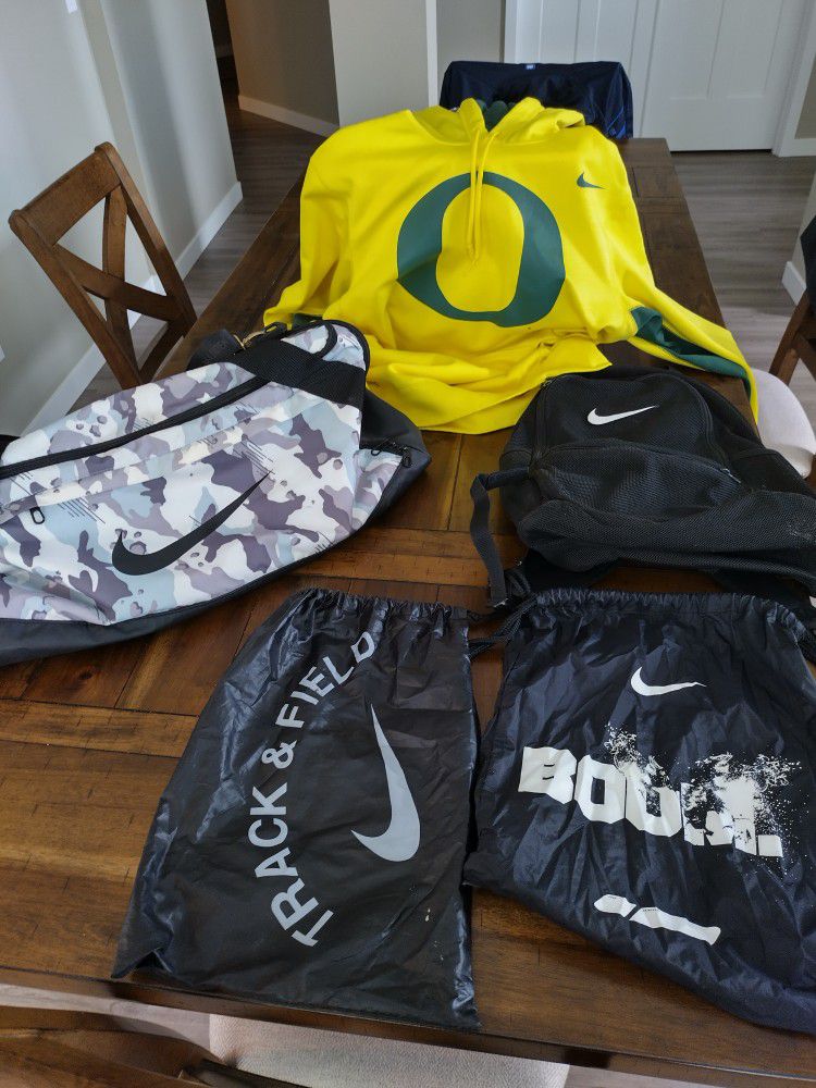 Big Lot Of Nike Stuff Back Pack Duffle Bag