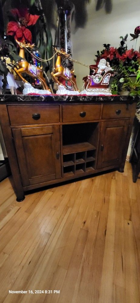 Buffet Cabinet