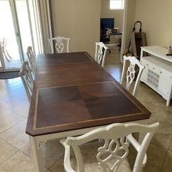 Kitchen/Dinning Room Table
