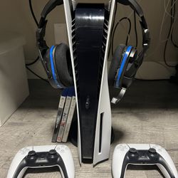 Ps5 Disk Version 2 Controllers With Turtle Beach Head Set