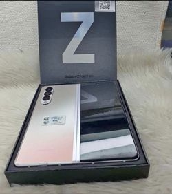 Samsung galaxy z fold 3