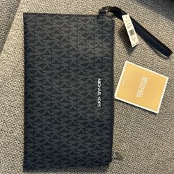 Michael Kors Wristlet Pouch