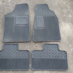 2004-2012 COLORADO CANYON CREW CAB RUBBER FLOOR MATTS 2.8 3.5 ZQ8 4x4 2WD XTREME Z71 CREW CAB RWD LS LT