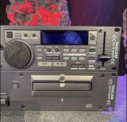 Tascam CD-X1500 Rack Mount Dual CD Player (Valued at $600) for