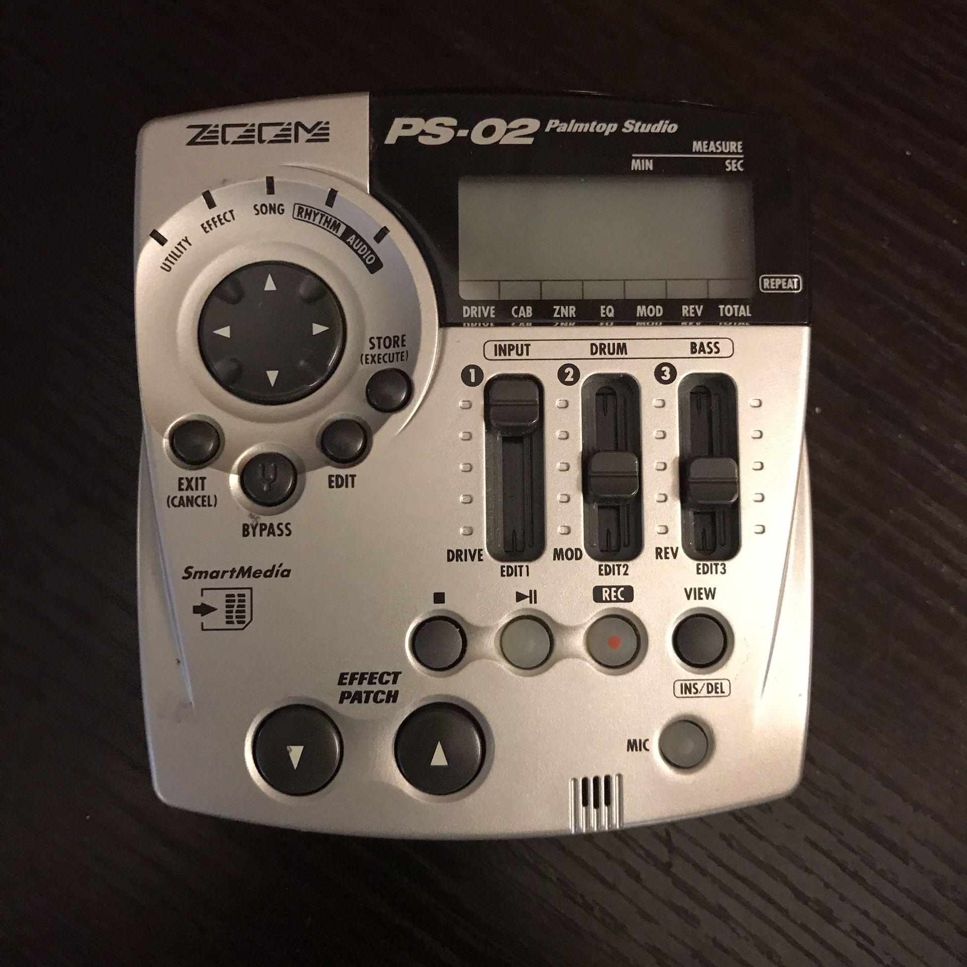 Zoom PS-02 portable palmtop studio