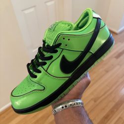 Nike SB Dunk Low ‘The Powerpuff Girls Buttercup’