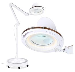 Magnifying light
