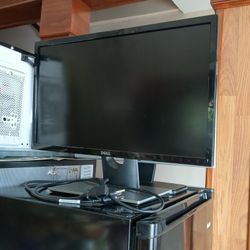 Monitor DELL 22" with Cable
