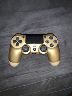 PS4 controller