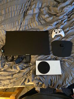 Xbox Series S with Monitor