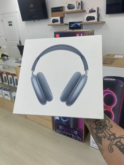 Apple - AirPods Max (USB-C) Starlight Brand New