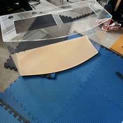 100 Gallon Acrylic Aquarium 