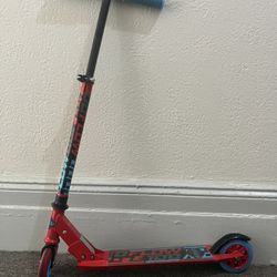 Madd Gear Folding Kids Scooter