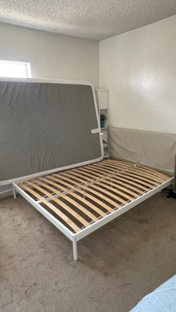 Queen Bed