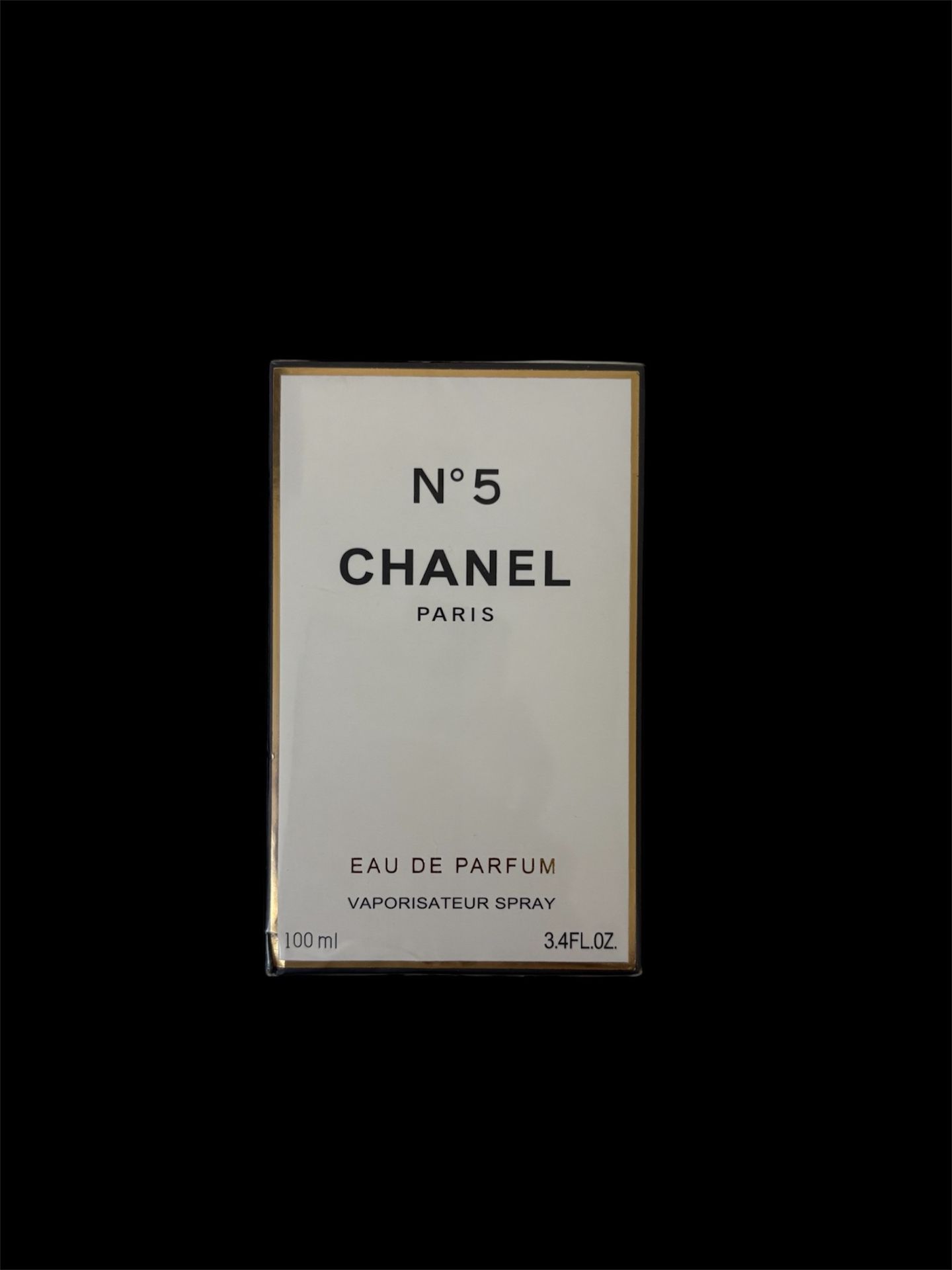 Chanel N°5 Eau de Parfum Spray.
