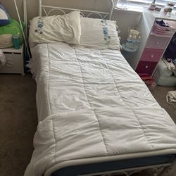 Twin size bed
