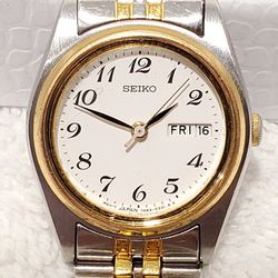 Vintage Seiko Women's Stainless Steel Day Date Gold Tone Quartz Watch White Dial