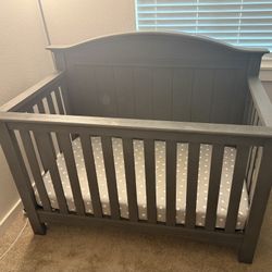 Baby crib