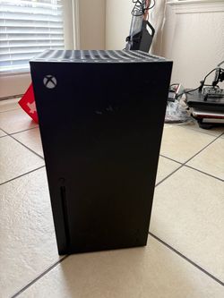 Xbox Series X Mini Fridge Cooler 10L Ukonic Model 1755 For Parts or Repair
