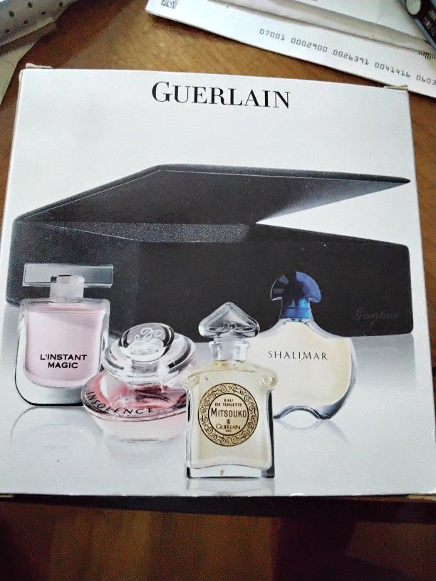 NEW Guerlain Perfume Sample Set : La Collection Mythique. In Velvet Box