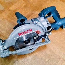BOSCH 1677md Worm Drive 15Amp Circular Saw