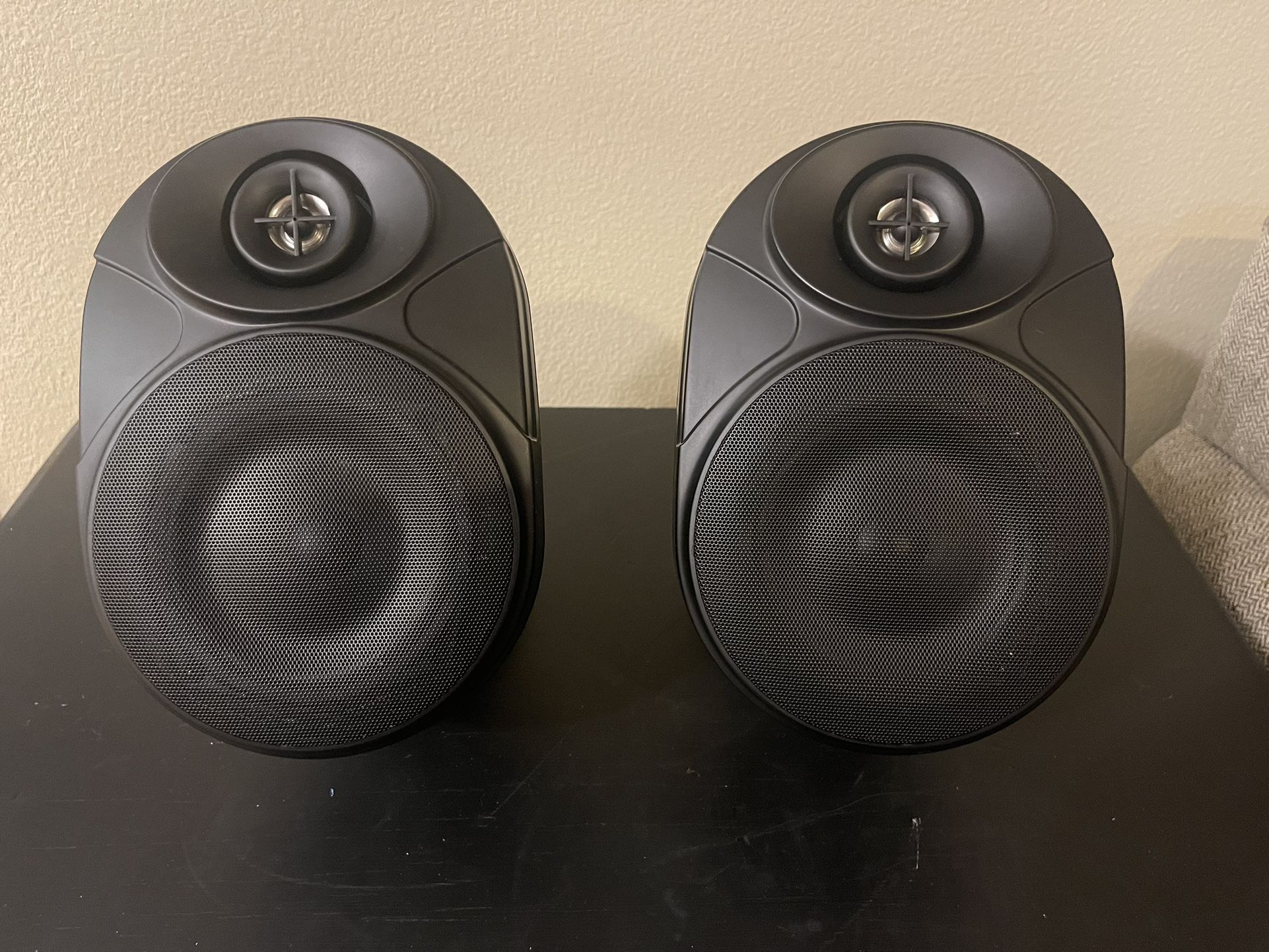NXG Technology 6 Inch Indoor/Outdoor Weatherproof, Weather Resistant Bluetooth Wireless Speakers - Black,NX-WRW-6B-1 Pair