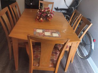Dining room table