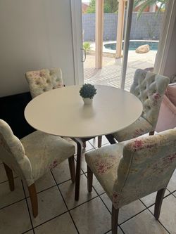 Dining Table Set
