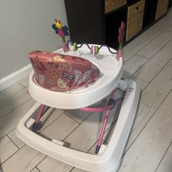  Baby Walker 