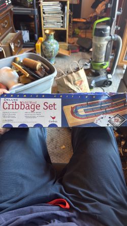 Solid wood cribbage set new