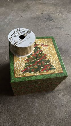 FREE!! Christmas box / Ribbon