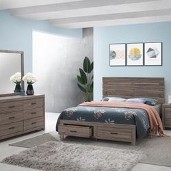 New Bedroom Set 4 PCs 
