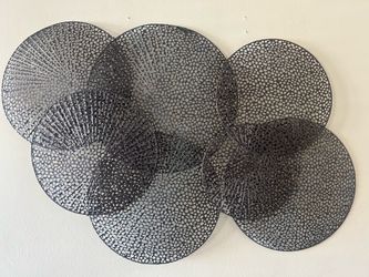 Like New Metal wall art