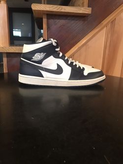 Jordan one mid size 12