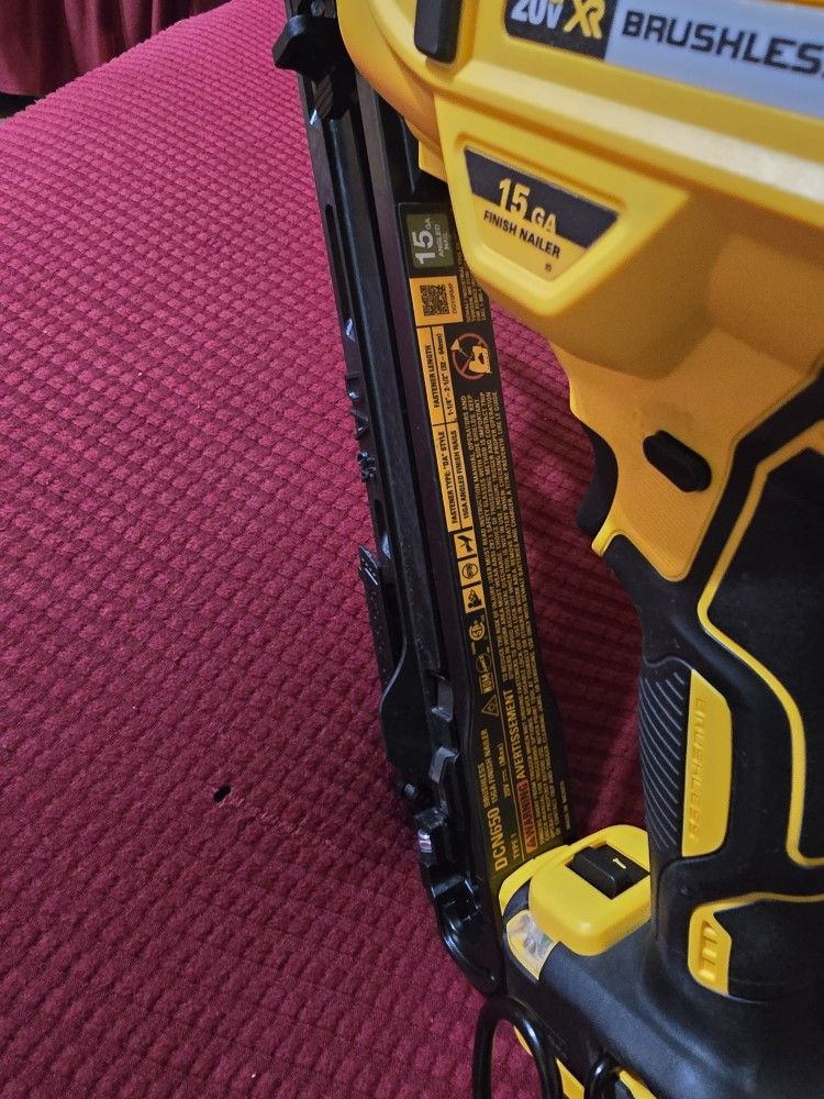 Dewalt GA 15
